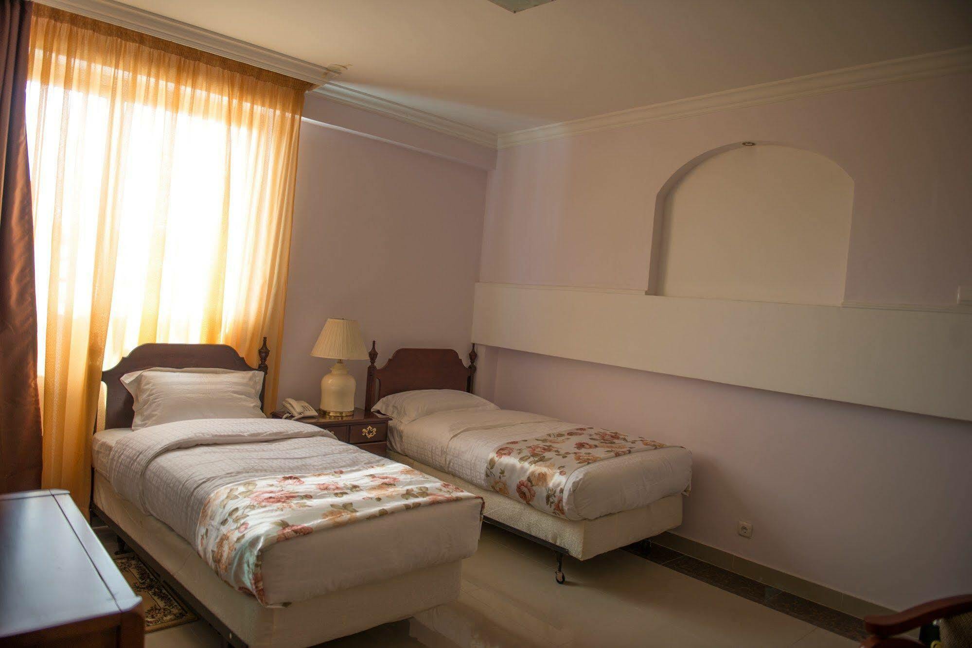 C Fun Addis Hotel Exteriér fotografie